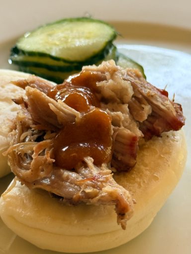 Bao buns with pulled pork & peach bbq sauce Pulled Pork with Caroline Peach Sauce